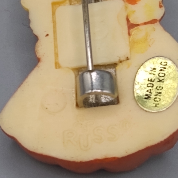 Russ Berrie Pilgrim Girl Thanksgiving Holiday Autumn Fall Brooch Pin Vintage - Picture 9 of 12